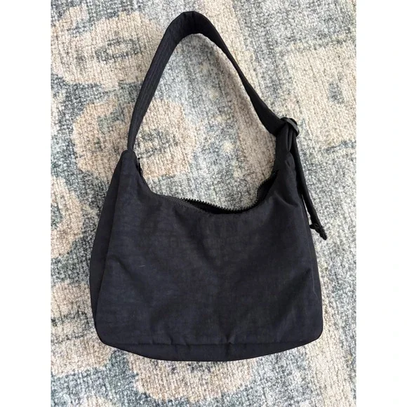 BAGGU Mini Nylon Shoulder Bag in Black Pristine Condition - Picture 2 of 7